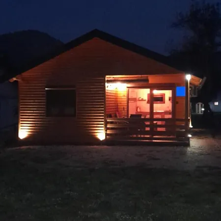 Sweet Free Parking, Ac Holiday home