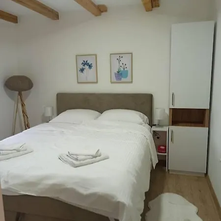 Sweet Free Parking, Ac Holiday home Visoko